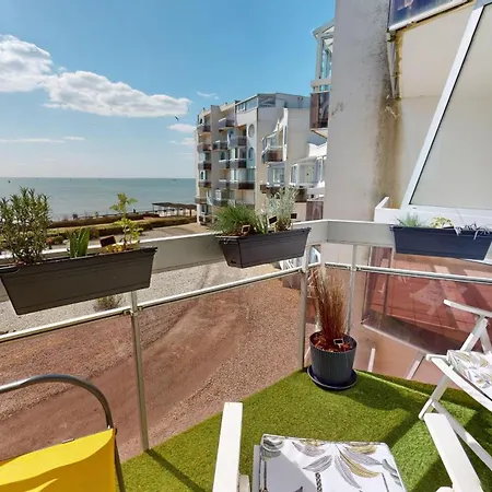 Le Bateau Ivre 50 M De La