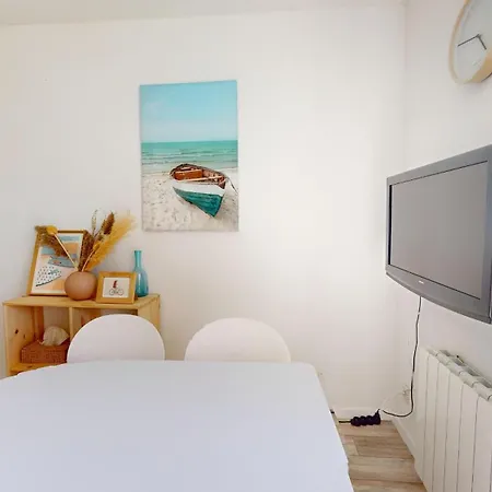 Le Bateau Ivre 50 M De La Saint Gilles Croix de vie