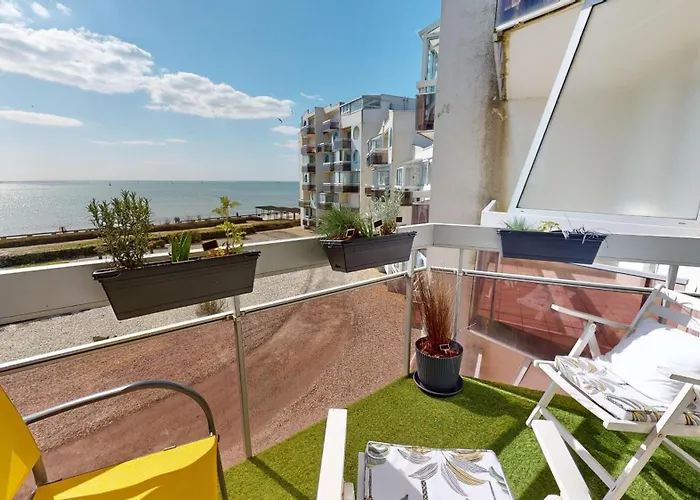 Le Bateau Ivre 50 M De La